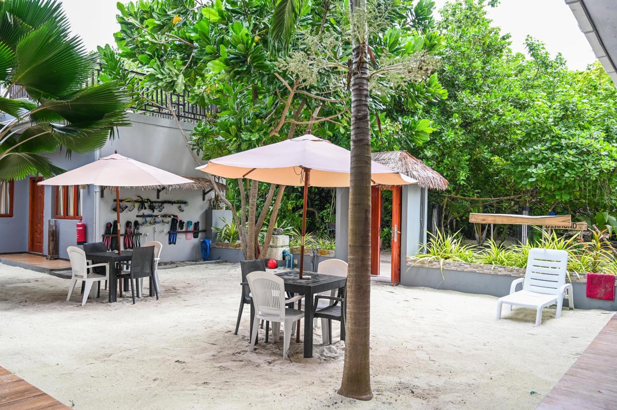 Sea View Villa Ukulhas Exterior foto